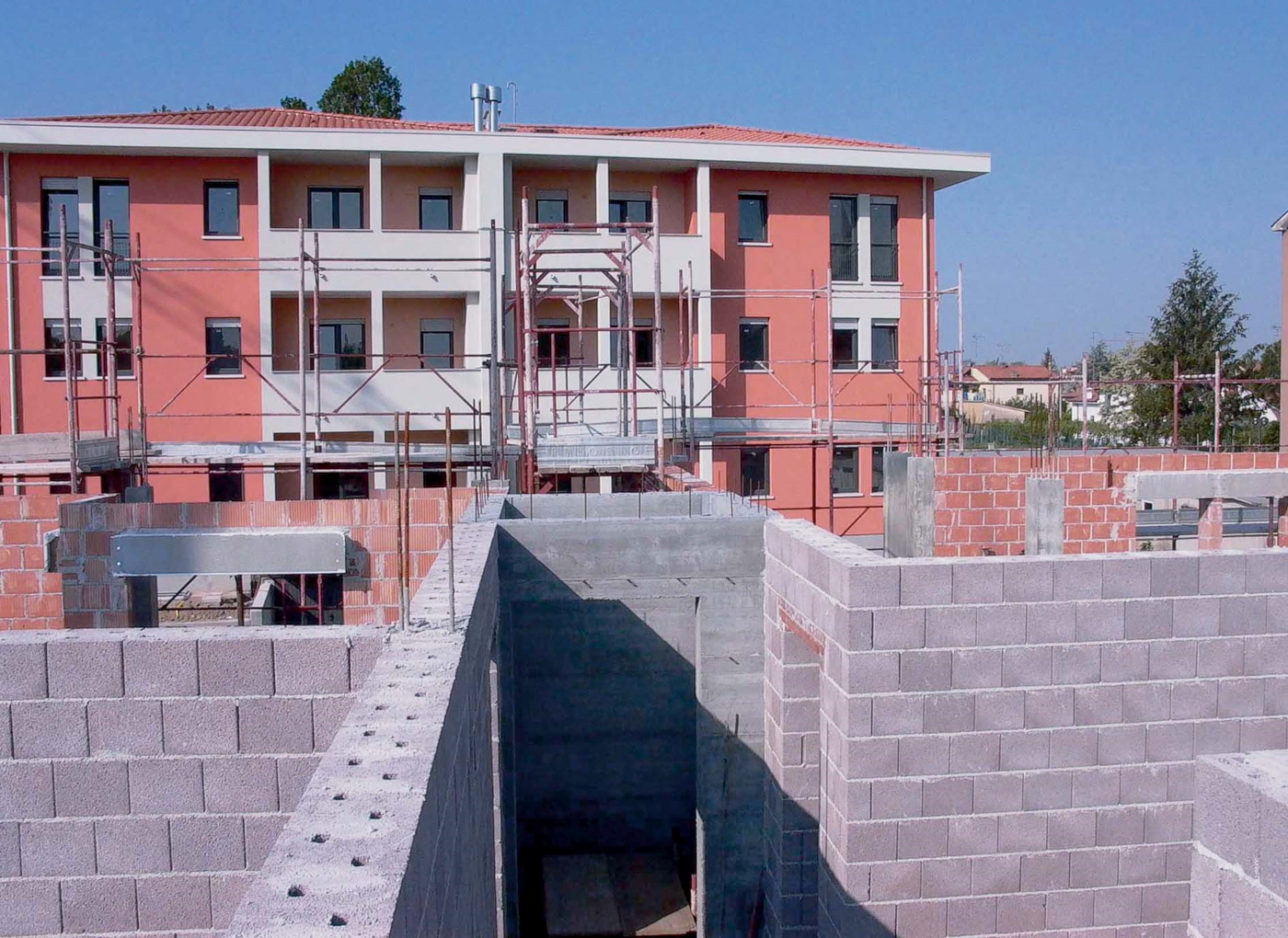 Lecablocco-fonoisolante-cantiere-costruzione